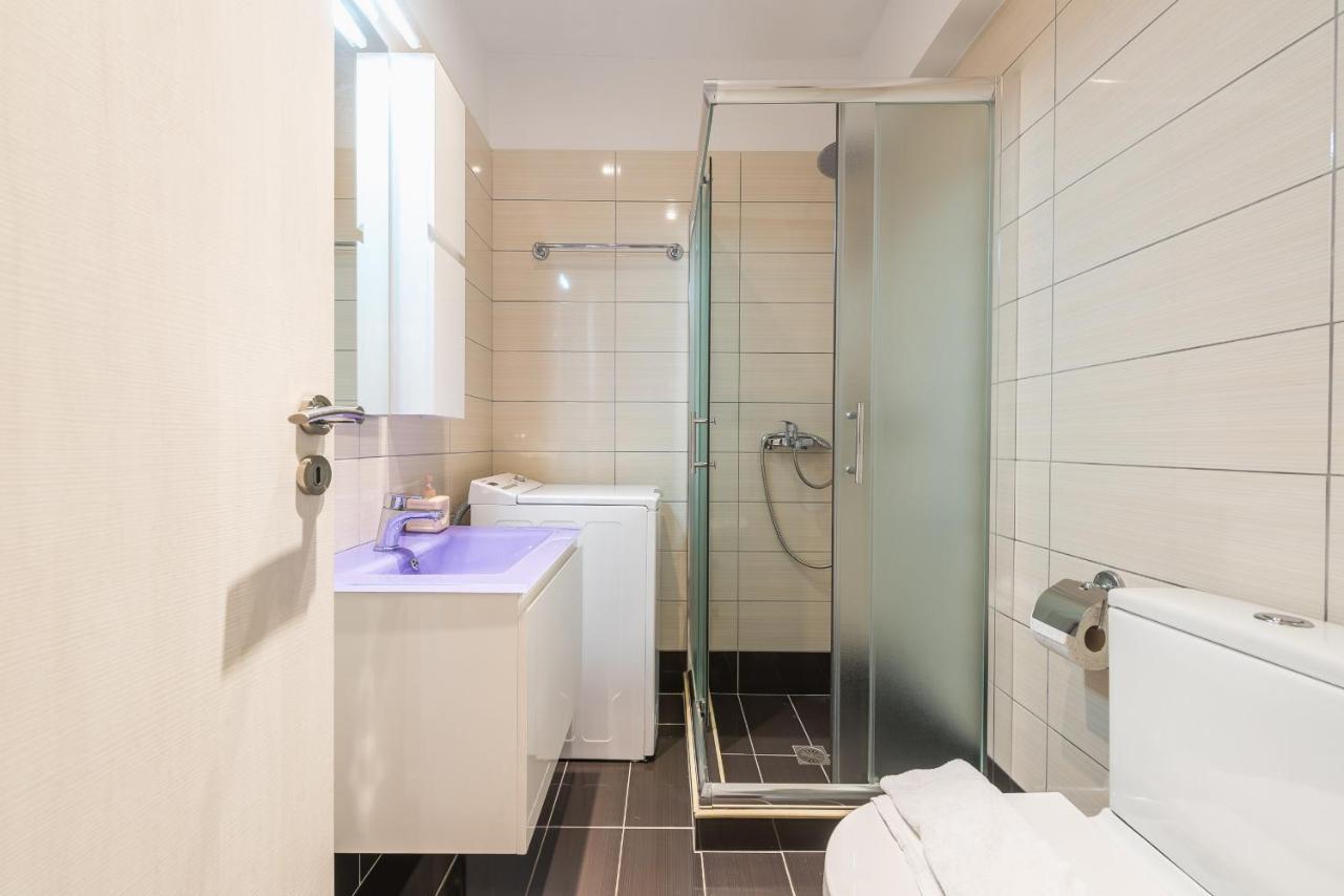 An Impressive 2 Bdr Apt In Glyfada Athen Eksteriør billede
